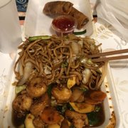 Fresh garlic sauce with shrimp