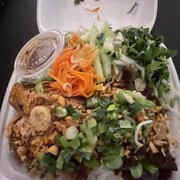 Grilled Beef Salad Roll