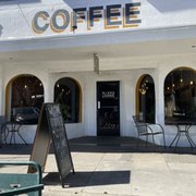 the outside of a coffee shop