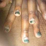 Short nails to help them grow