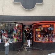 Smoke shop /GiftShop&Much More