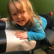 Zoe loves chiropractic!