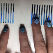 tan's nail