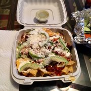 Delicious chicken nachos!