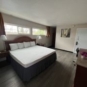 King Bed