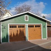We really made this garage pop with the wood like metal doors and the onyx green