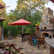 Outdoor kitchen landscape design in Chico, CA