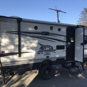 2016 Jayco BH184 20ft Bunkhouse thats sleeps 4. This trailer has the Baja package.