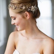 Halo design by Brides and Hairpins