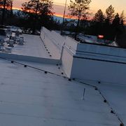 Paradise Shopping Plaza roof conduit