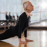 The day before Friday, a highly anticipated day with a lot of excitement for the weekend! Why not do some yoga to relax and recognize the in