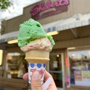 Pistachio & Strawberry Cheesecake