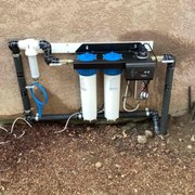 4 Stage Water Filtration set up, spin down filter for larger particles, carbon & sediment filter, and a UV Filter for bacteria.