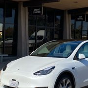 Picking up at Sacramento International Airport