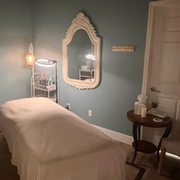 lash and brow room
