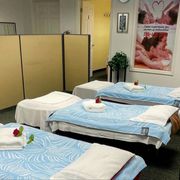 Foot massage station