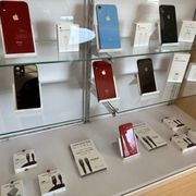 iPhone inventory for 2/23/24