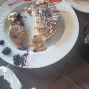 Banana Blackberry Pancakes -gs-