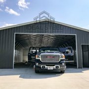 30x60x10 All vertical sided garage.