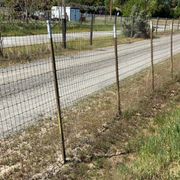 Non climb fence with t post