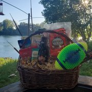 Manly gift basket