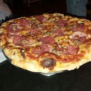 Meatsie pizza