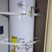 Hot water heater