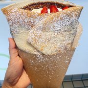 Strawberry banana crapes