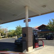 has a BRUSHLESS car wash oooh!