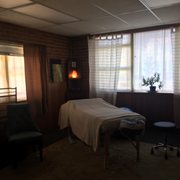 Embody Alchemy, CMT Brae Weil works in a comfortable and welcoming massage studio in Temescal serving Bay Area, Oakland and Berkeley, CA.