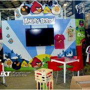 LRT Graphics worked with our friends at Fifth Sun to create custom graphics, signs, table wraps and apparel for a trade show