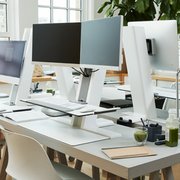 A height adjustable platform for ergonomic solutions
