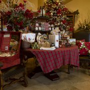 Welcome to our holiday store!