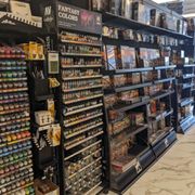 Warhammer isle, paints & supplies