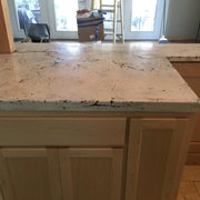 Classic black and white concrete countertop.