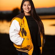 Senior Portraits- Avalon Portrait Gallery (530) 891-3442