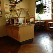 the interior of a fast food restaurant