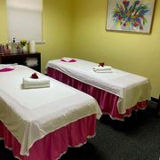 Couples massage