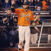 Owner Ev Durán operates the Steadicam as he follows Brandon Crawford onto the field in 2015.