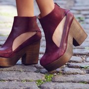 Free People Clogs