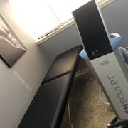 EmSculpt - muscle building and toning of abdomen and buttocks