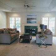A large living room space is complete.. buyers can see room size.