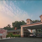 The Front entrance to Safari Inn