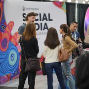 CEO Mark Sorenson explaining our service to attendees at the NY Food Show.
