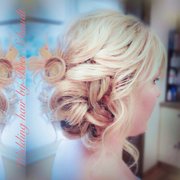 Wedding hair by Bree Schmidt