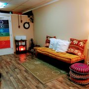 The studio offer's many Modalities Reiki/Crystal Reiki/Sound healing/and Reiki Drumming.