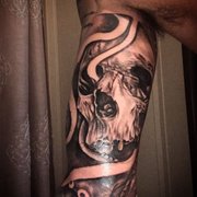 Skull tattoo