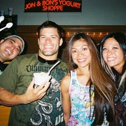 Ronald (my fiance), Josh "the punk" Thomson, me and Pauliann enjoying Round #1 at Jon & Bon's :)
