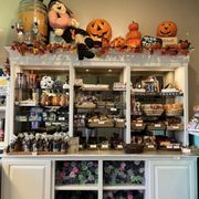 Festive decor & Halloween stuff, more merch & candy selection~