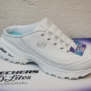 Skechers